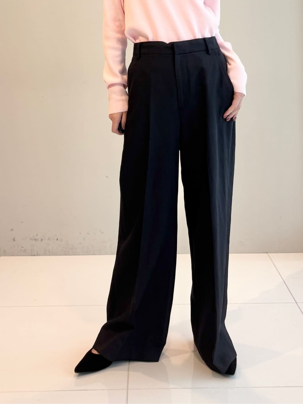 清水夏姫さんの「DRESSTERIOR｜【ウォッシャブル/美シルエット】ライト トレンチコート」を使ったコーディネート