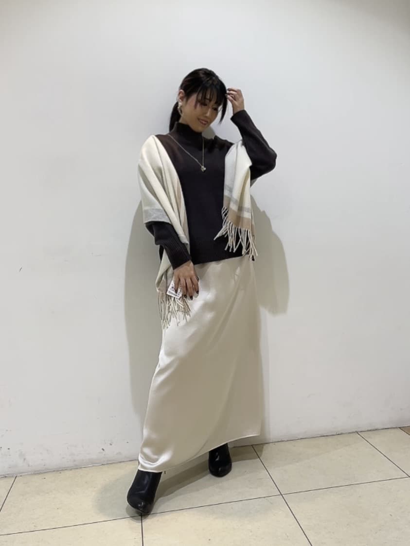 watanabeさんの「UNTITLED｜【8色展開/洗える】ウールカシミヤ ハイネックニット」を使ったコーディネート