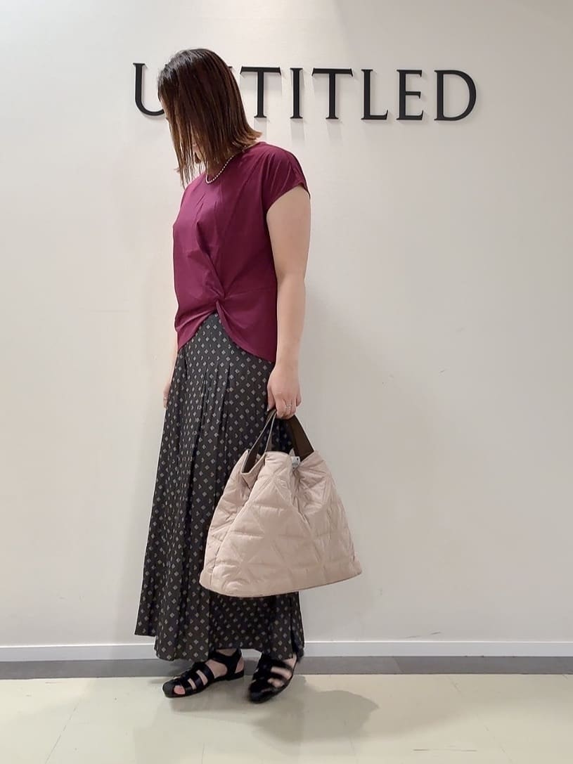 YUIさんの「UNTITLED｜【セットアップ可/ウエストゴム/リラクシー】スクエアジオメ柄スカーチョ」を使ったコーディネート