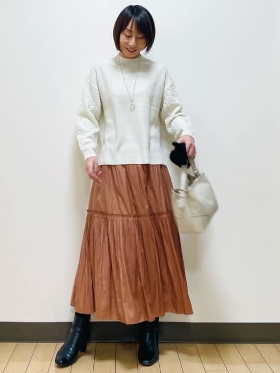 Riiさんの「Reflect｜【腰周りすっきり◎】プリーツギャザースカート」を使ったコーディネート