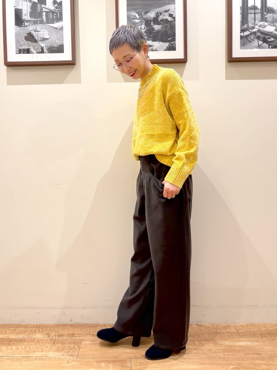 Ayumiさんの「SHOO･LA･RUE｜【S-LL】リラックスのできる ビックポケットパンツ」を使ったコーディネート