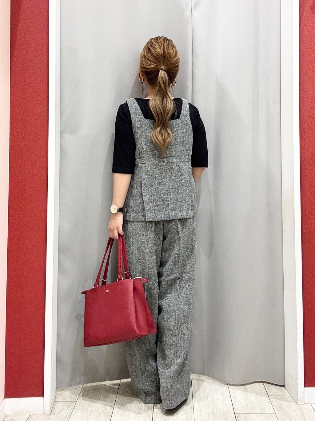 shioさんの「SHOO･LA･RUE｜【S-LL】女性らしさ漂うハートネック テレコ5分袖トップス」を使ったコーディネート