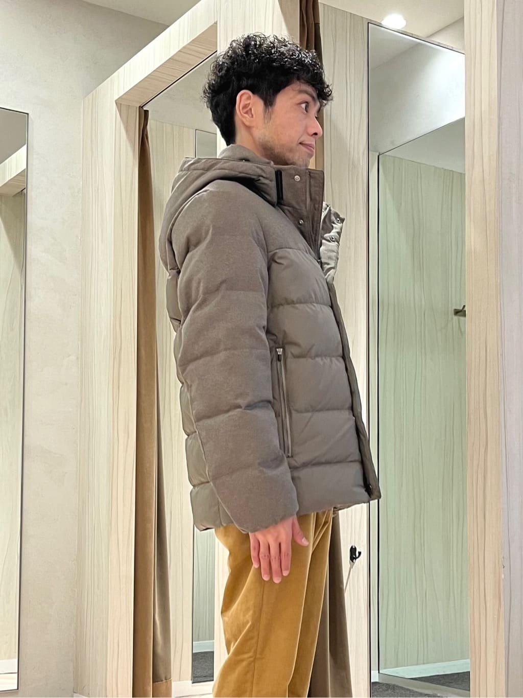 URAさんの「TAKEO KIKUCHI｜カラーコンビ ダウンブルゾン」を使ったコーディネート