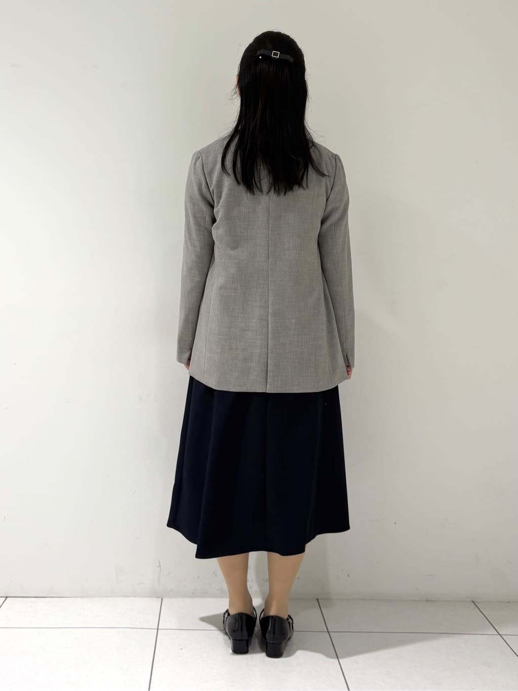 momokoさんの「INDIVI｜【洗える／セットアップ可能】凹凸ストレッチ素材ダブルジャケット」を使ったコーディネート
