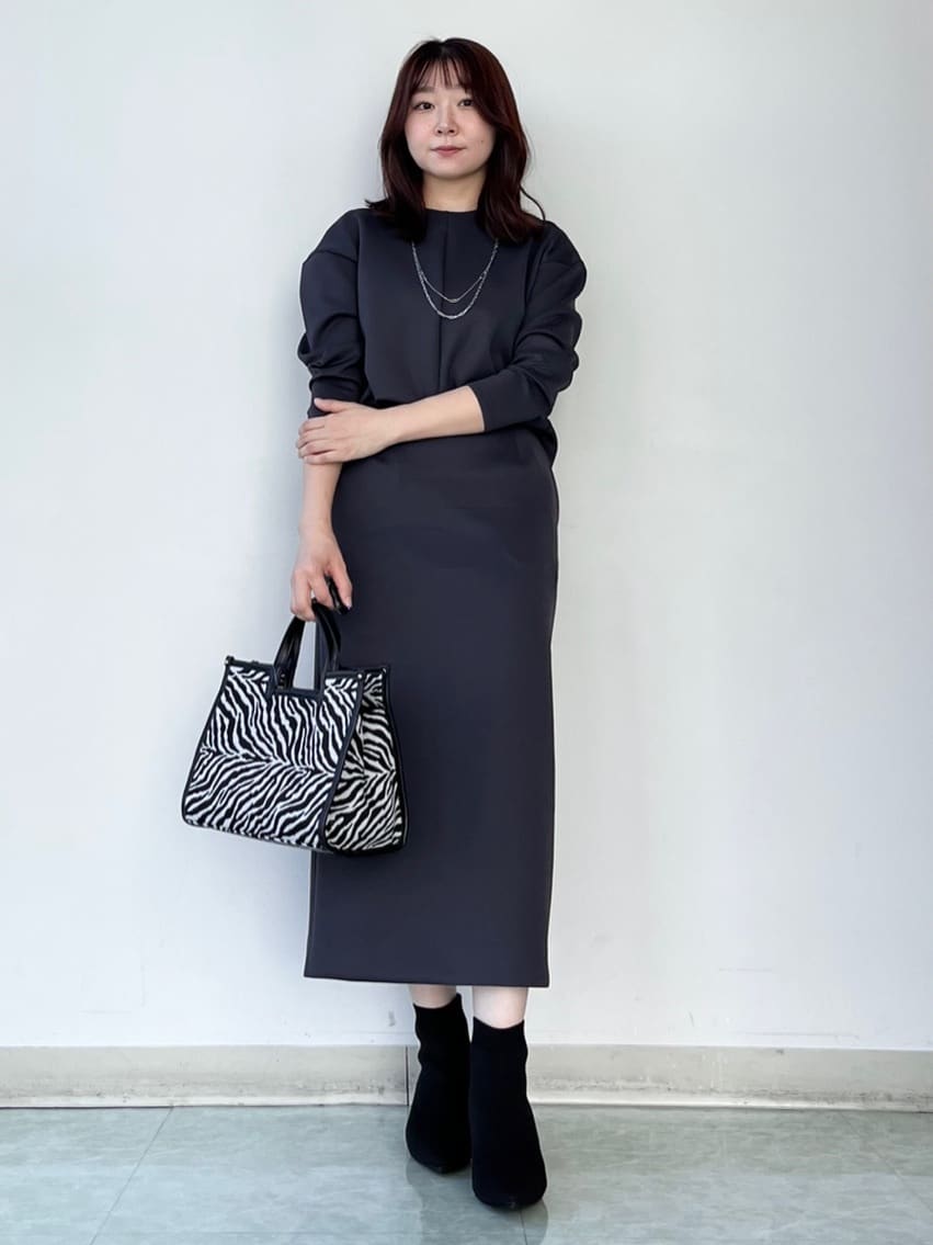 KAHOさんの「UNTITLED｜【セットアップ可/洗える】ダンボールジャージ プルオーバー」を使ったコーディネート
