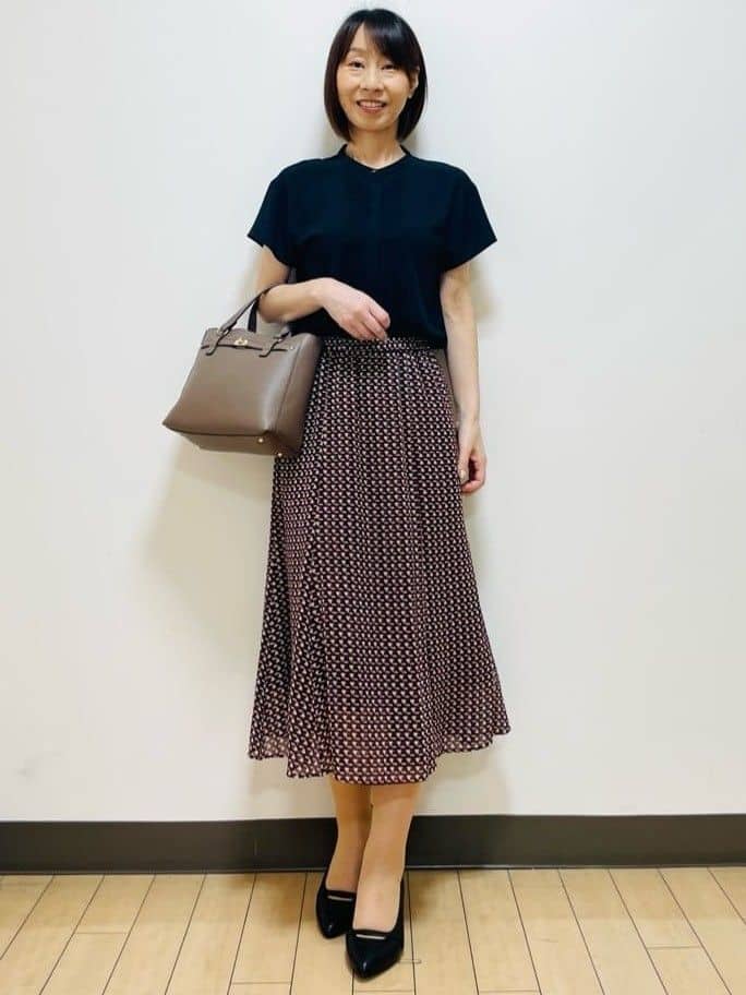 Riiさんの「Reflect｜【インナーに◎／すっきり見え！長め丈】タックデティールブラウス」を使ったコーディネート