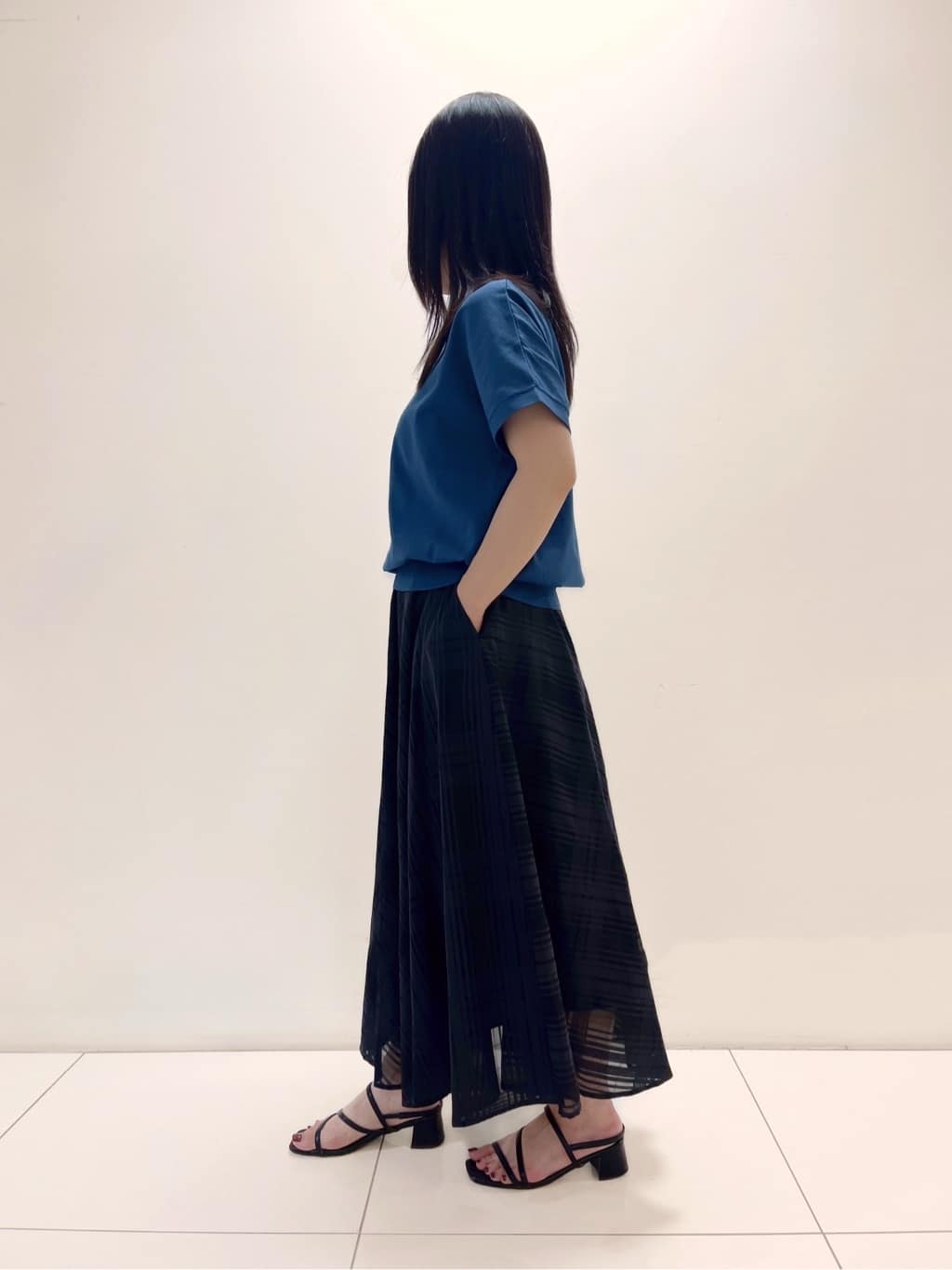 Ukiさんの「UNTITLED｜【洗える/前後2WAY】ネックプルオーバーニット」を使ったコーディネート