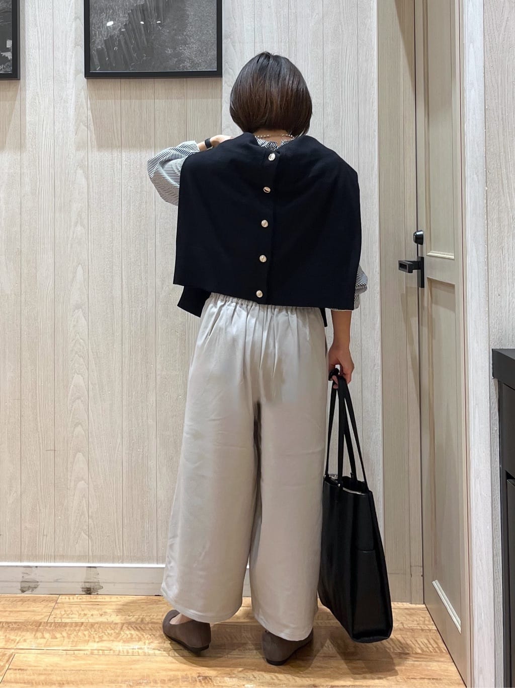 shirayuuuさんの「SHOO･LA･RUE｜ウエストまわりをすっきり魅せる デザインガウチョパンツ」を使ったコーディネート