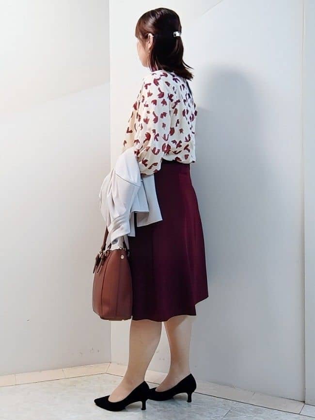 エリさんの「Reflect｜【美シルエット】ソフトマーメイドスカート」を使ったコーディネート