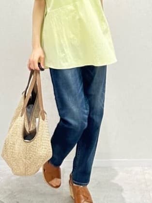 Miwaさんの「UNTITLED｜【Healthy DENIM&times;UNTITLED】別注 R Mrytle（リマートル）テーパードデニム」を使ったコーディネート