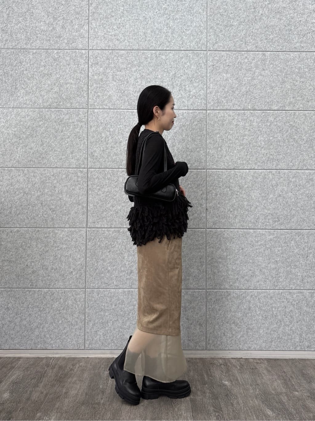 ひなさんの「INDIVI｜シグネチャーシアーロンT」を使ったコーディネート