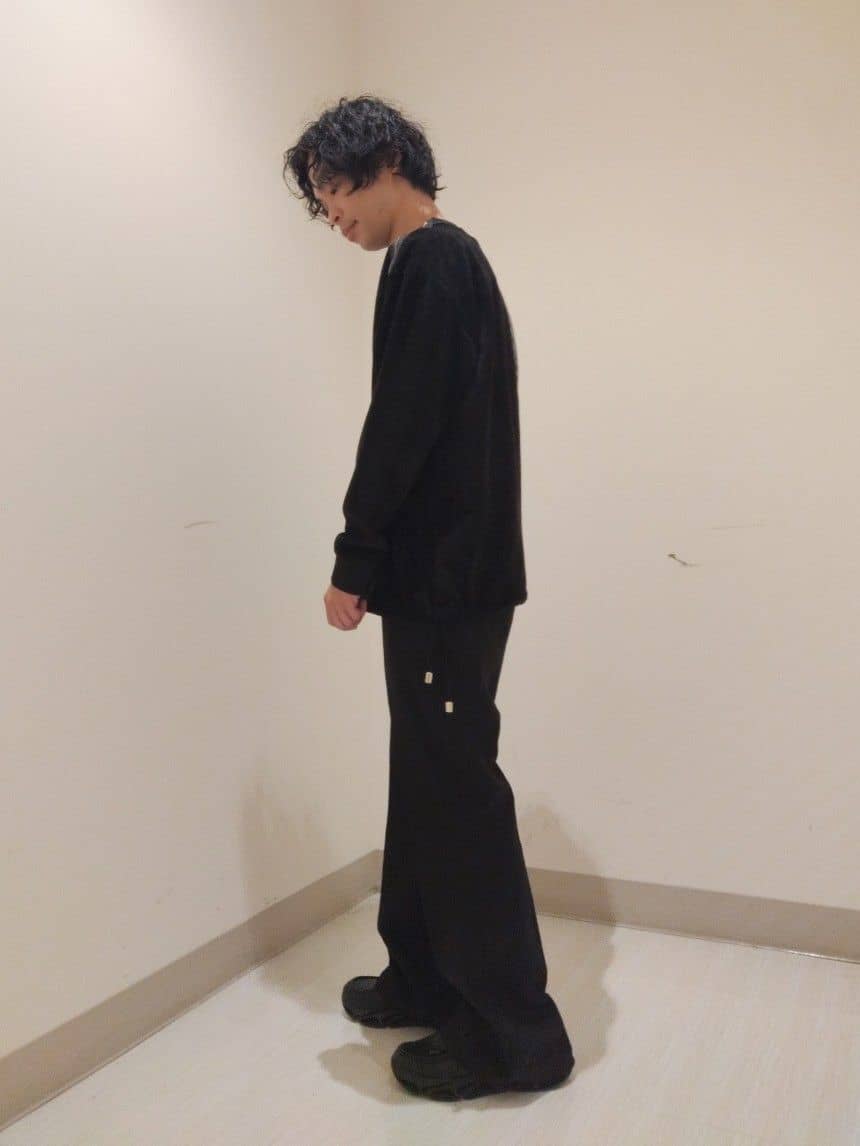 NAKANOさんの「tk.TAKEO KIKUCHI｜フレアスラックス」を使ったコーディネート
