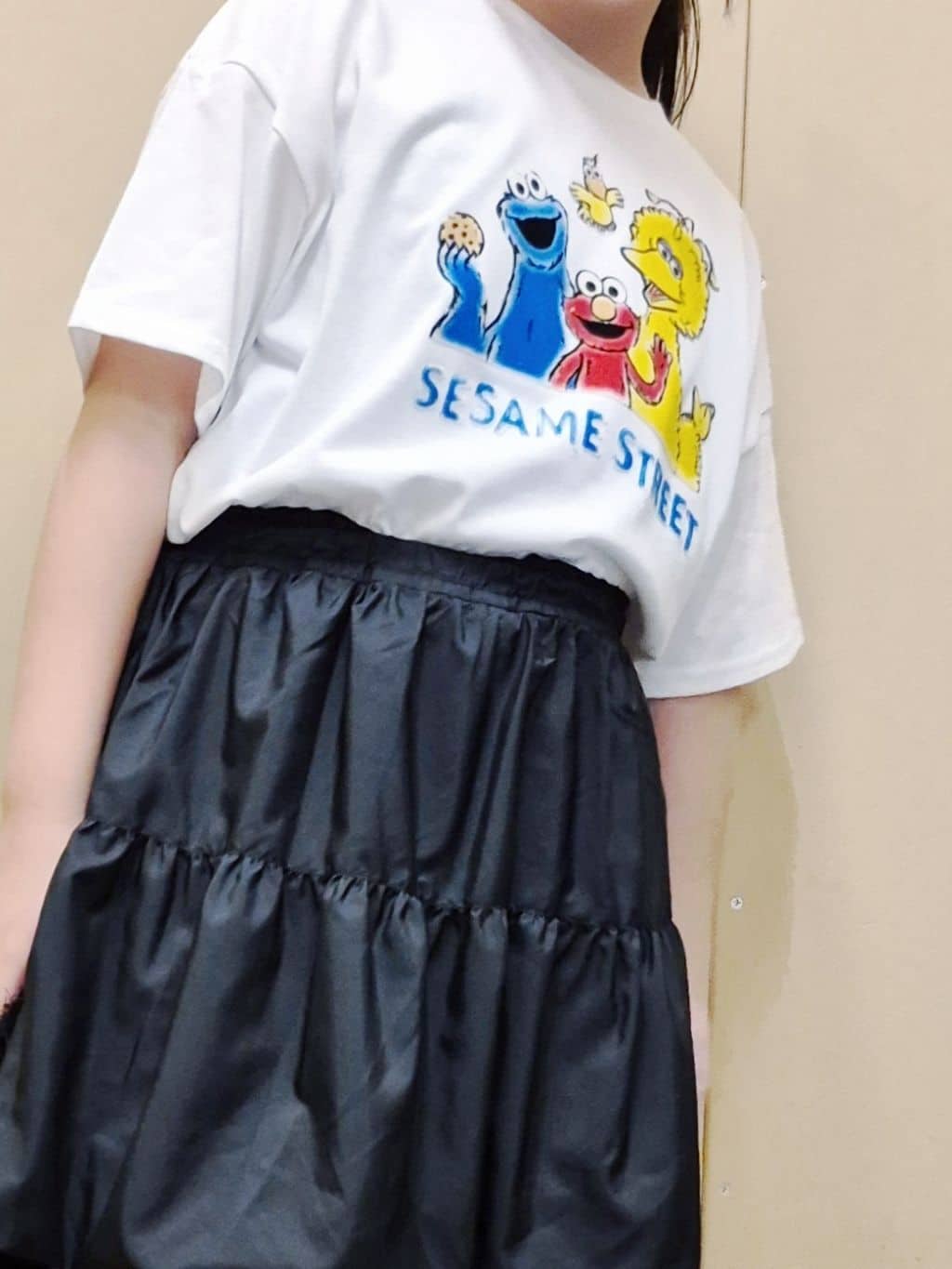 ひさえさんの「THE SHOP TK｜【110-160】セサミストリートTシャツ／親子リンク」を使ったコーディネート