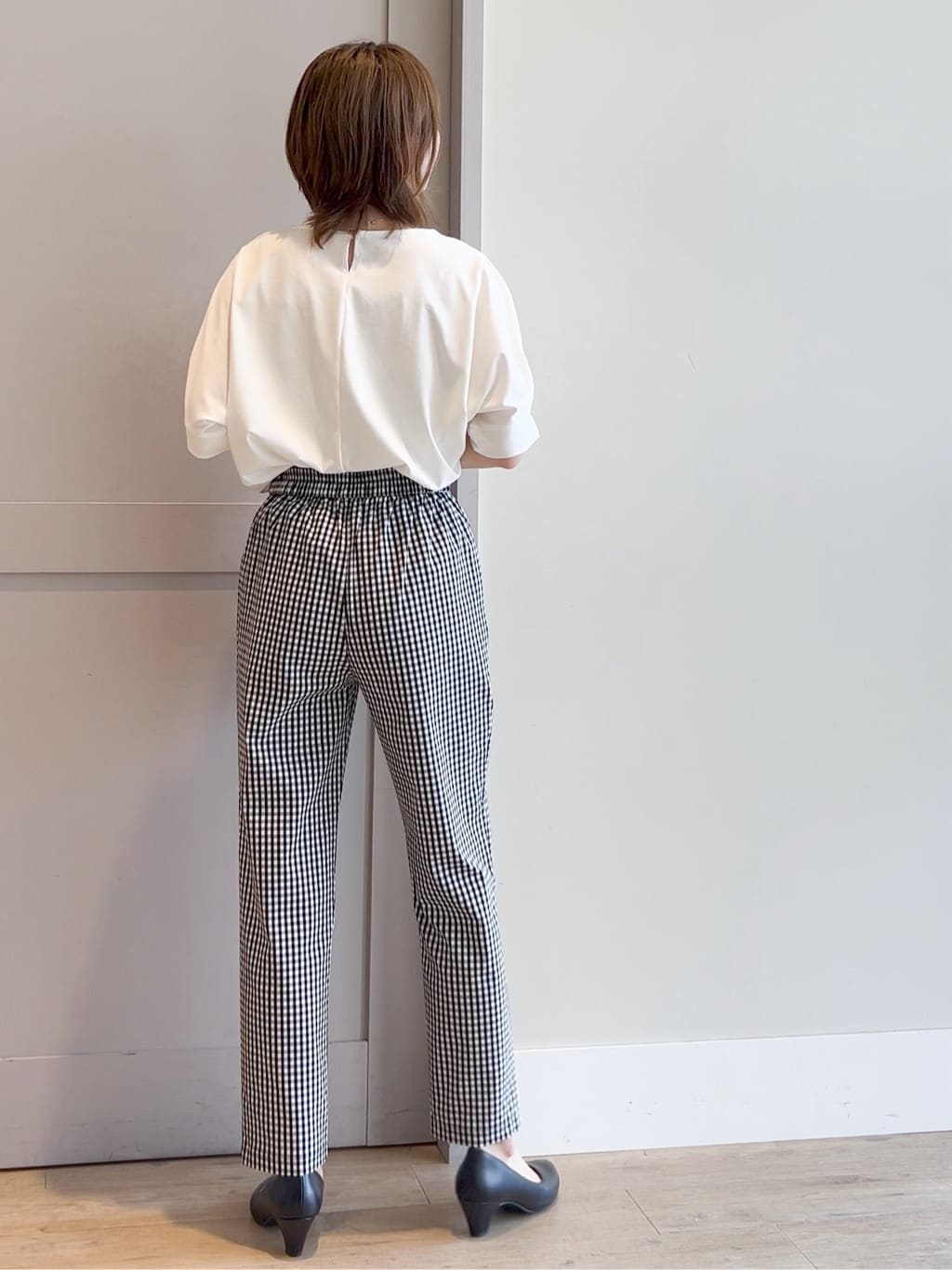 yamakoさんの「grove｜【冷感】サマーハイパーストレッチテーパードパンツ」を使ったコーディネート