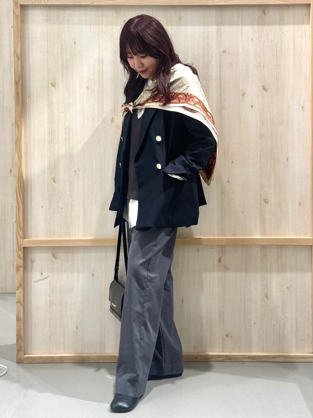 nanaさんの「THE SHOP TK｜【今羽織るなら】ダブルブレストジャケット【セットアップ可/洗える】」を使ったコーディネート