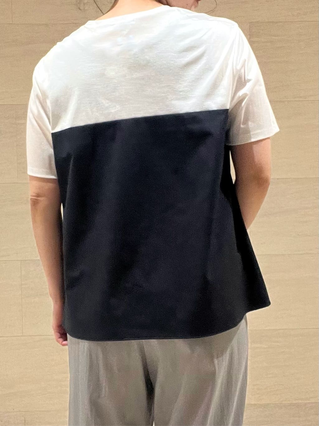 TOMOMIさんの「INDIVI｜【洗える】ビスチェレイヤード風トップス」を使ったコーディネート