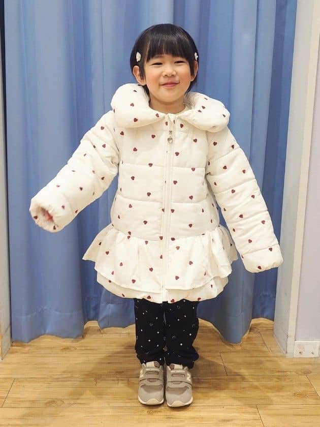 Yuiさんの「SHOO･LA･RUE｜【100-150cm】裏シャギーアソート総柄パンツ」を使ったコーディネート