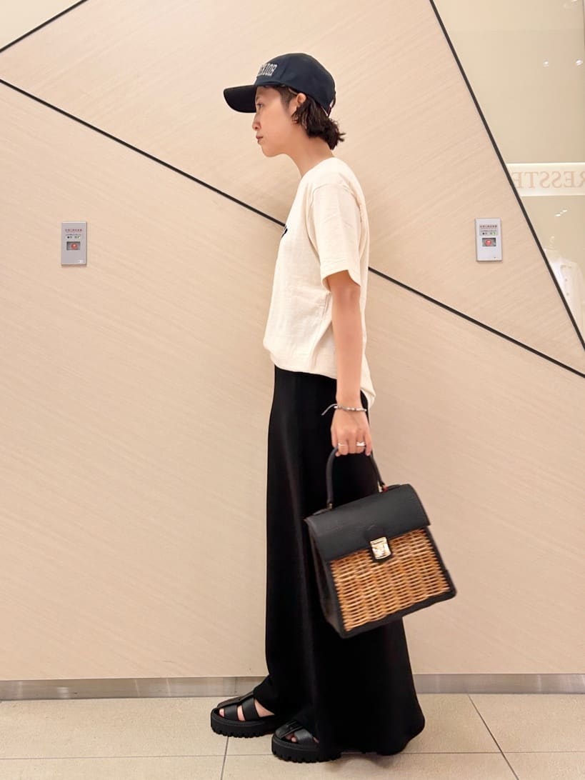 OCHIAIさんの「DRESSTERIOR｜【Safari5月号掲載】DRESSTERIORロゴキャップ」を使ったコーディネート