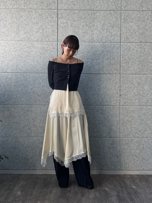 designer yukaさんの「CODE A｜lingerie mood lace skirt」を使ったコーディネート
