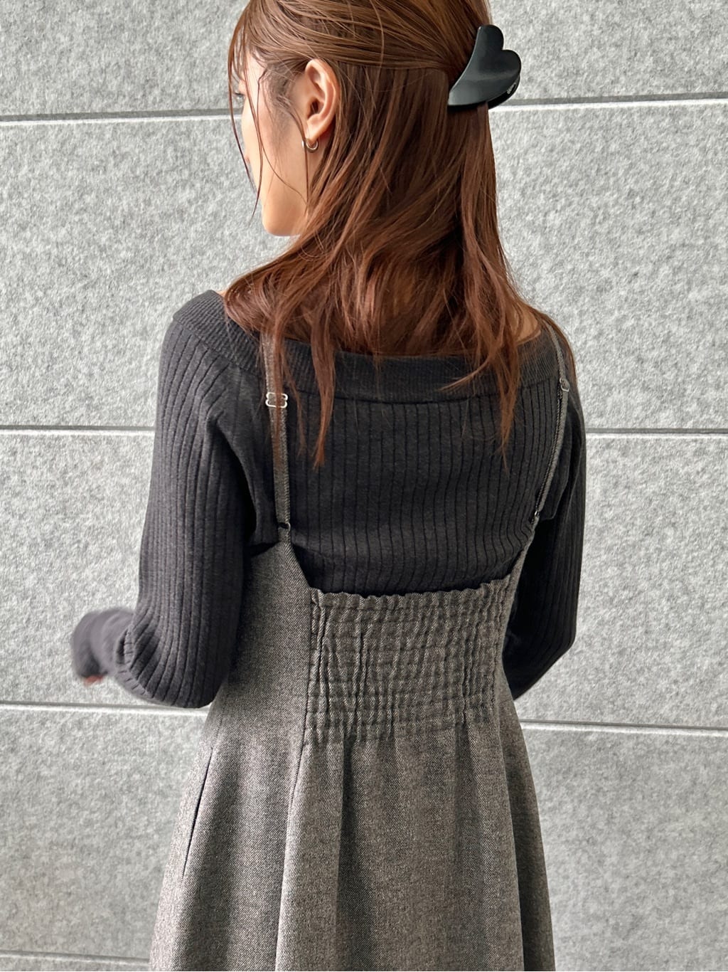 harunaさんの「CODE A｜tweed zip cami dress」を使ったコーディネート