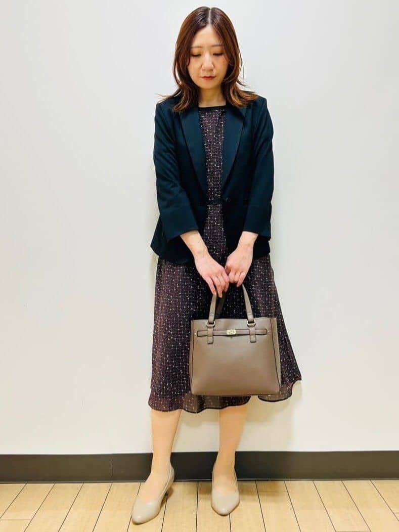 miiiさんの「Reflect｜【WEB先行カラーあり／マシンウォッシュ可／ナローベルト付き】オフボディツイードチェックワンピース」を使ったコーディネート