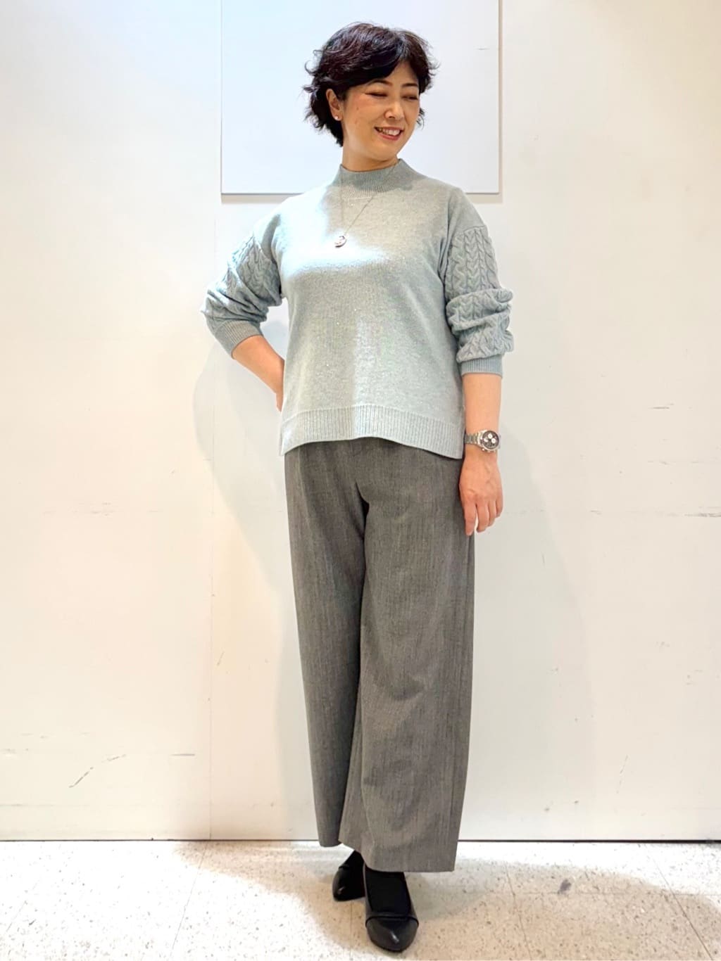 ヤスコさんの「Reflect｜【すっきり見え／フード取り外し可／通勤におすすめ◎】ライティアウター」を使ったコーディネート
