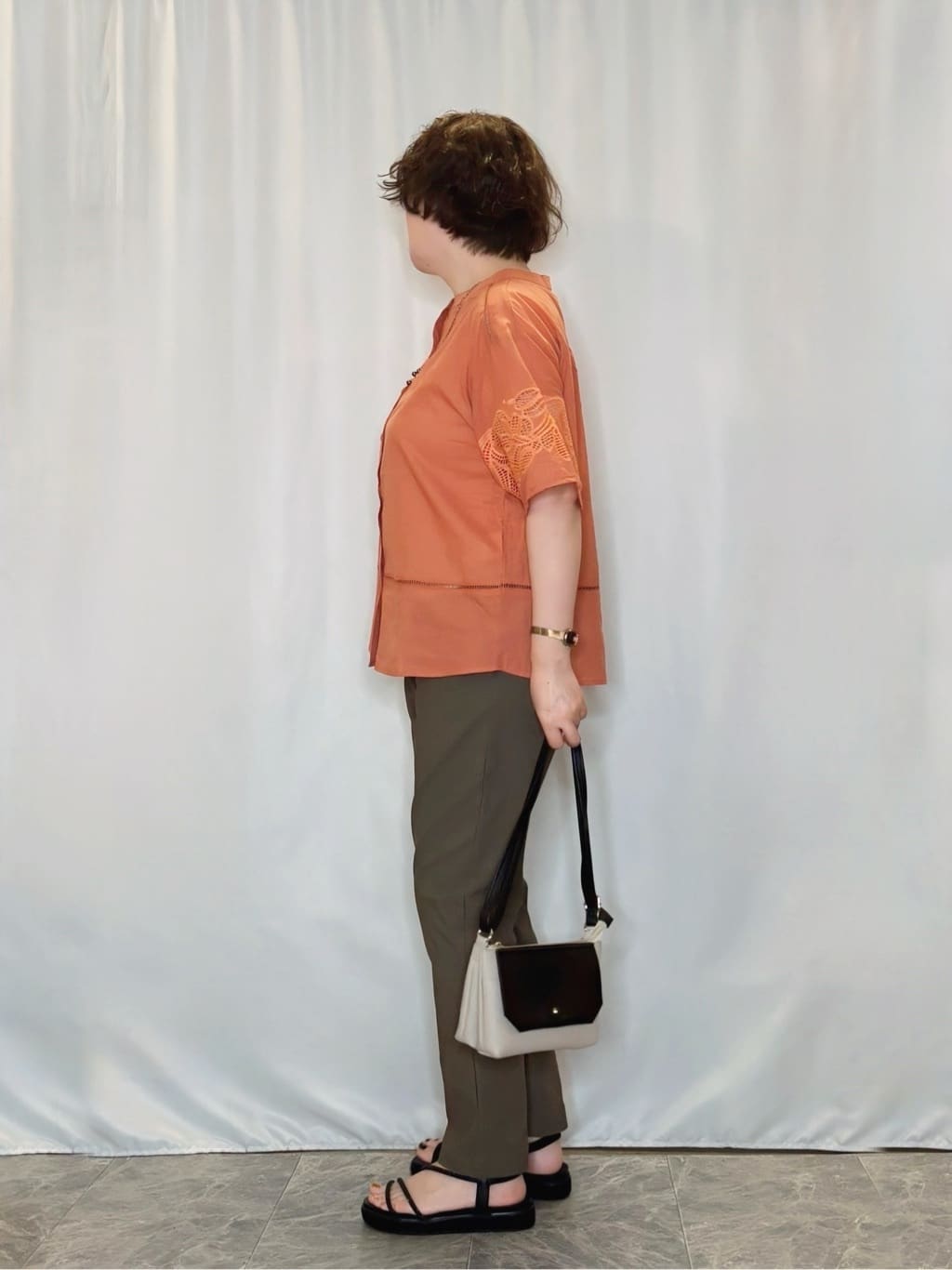 たみさんの「SHOO･LA･RUE｜【S-LL/6分袖】レースデザインで華やか見え お袖刺繍ブラウス」を使ったコーディネート