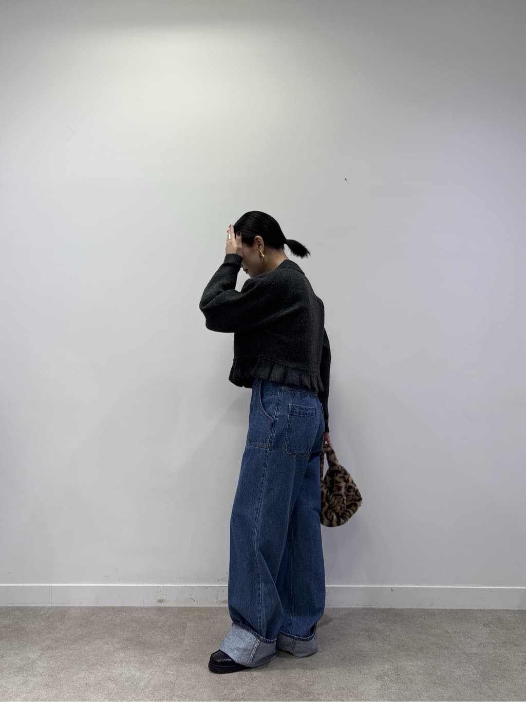 ayanoさんの「INDIVI｜ロールアップデニム」を使ったコーディネート