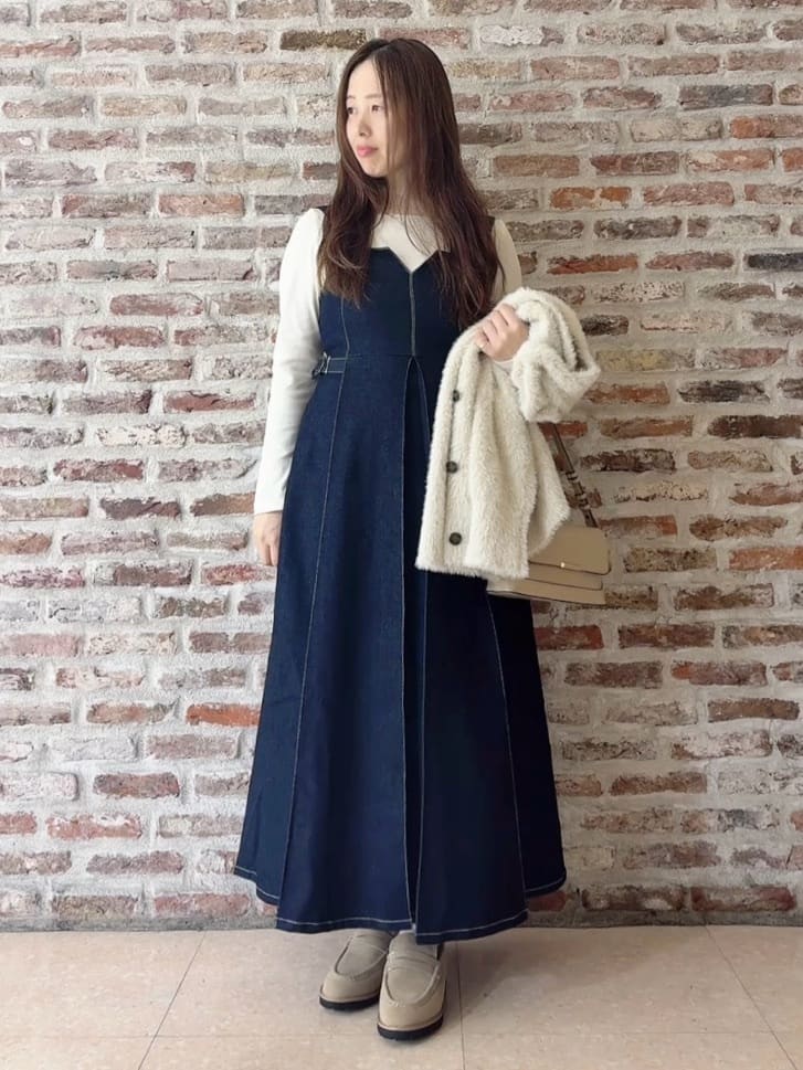 tokiさんの「THE SHOP TK｜【ふわふわあったか】フェザーカーディガン」を使ったコーディネート