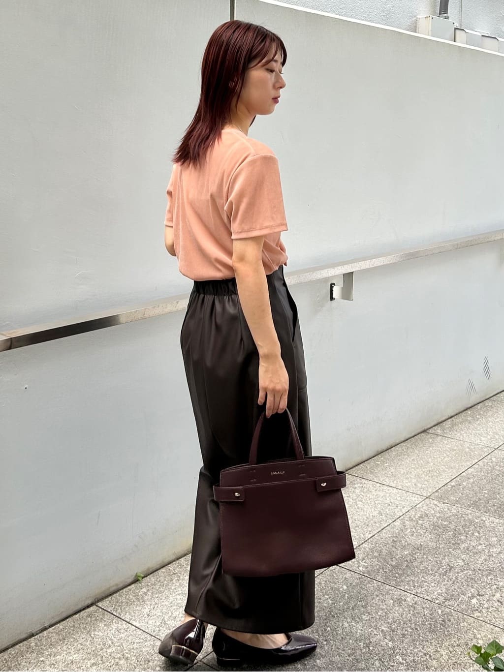RINAさんの「OPAQUE.CLIP｜フロッキーチュールTシャツ【洗濯機洗い可】」を使ったコーディネート