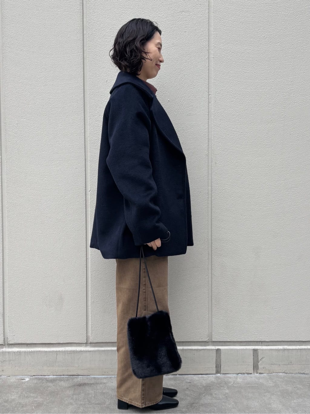 mhさんの「OPAQUE.CLIP｜カシミヤブレンドウールミドルピーコート」を使ったコーディネート