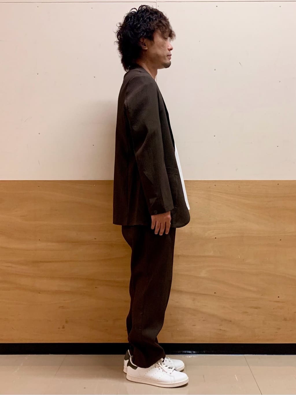 MATUさんの「THE SHOP TK｜【Begin/ビギン10月号掲載】楊柳スマートジャケット　軽量/洗濯機OK/セットアップ可」を使ったコーディネート