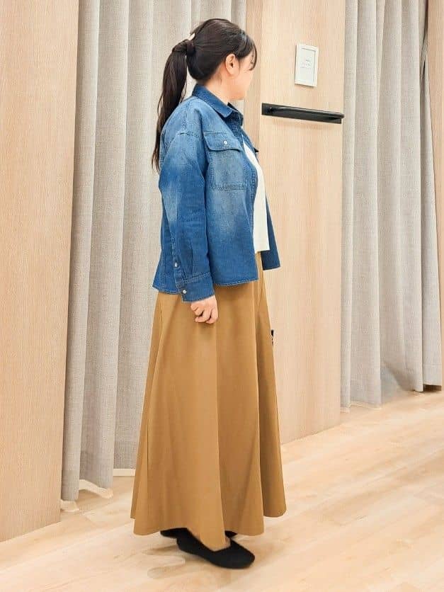 ふるさんの「grove｜最終お値下げ！！【洗える/毛玉軽減】天竺ラグランスリーブプルオーバー」を使ったコーディネート