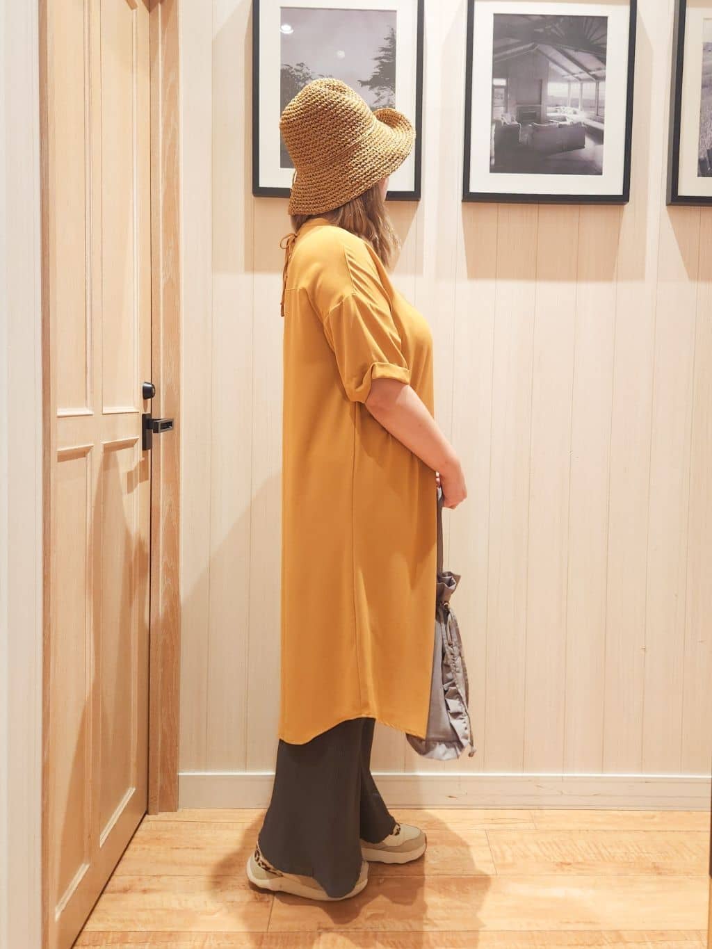 れーやんさんの「SHOO･LA･RUE｜【洗濯機可/柄が選べる】さらさら楽ちん プリーツ ワイドパンツ」を使ったコーディネート