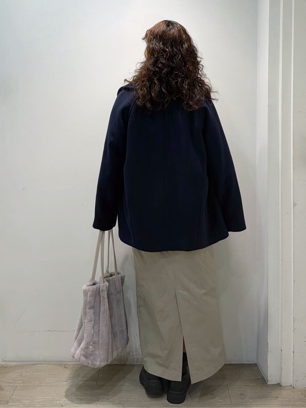sumicaさんの「OPAQUE.CLIP｜カシミヤブレンドウールミドルピーコート」を使ったコーディネート