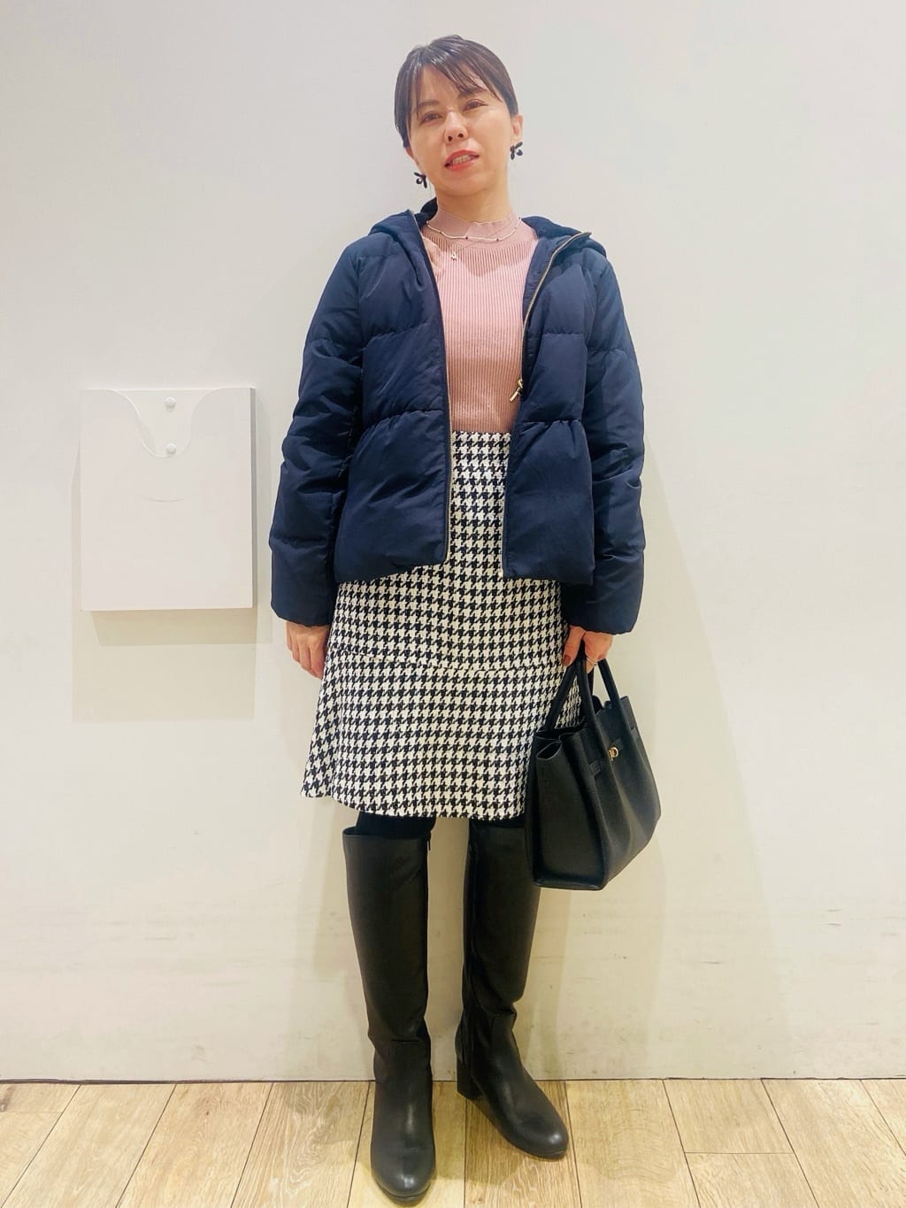 YUKOさんの「index｜KAWADAダウンペプラムショートコート【撥水／洗濯機OK／静電気防止裏地】」を使ったコーディネート