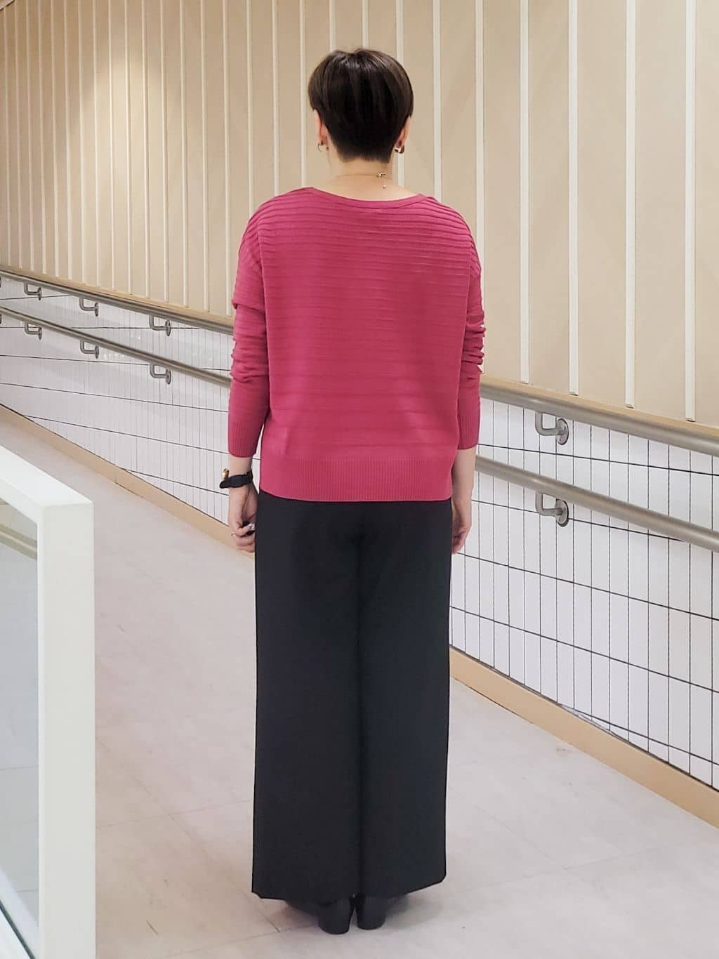 tomoさんの「COUP DE CHANCE｜【手洗い可】ストレートワイドパンツ」を使ったコーディネート