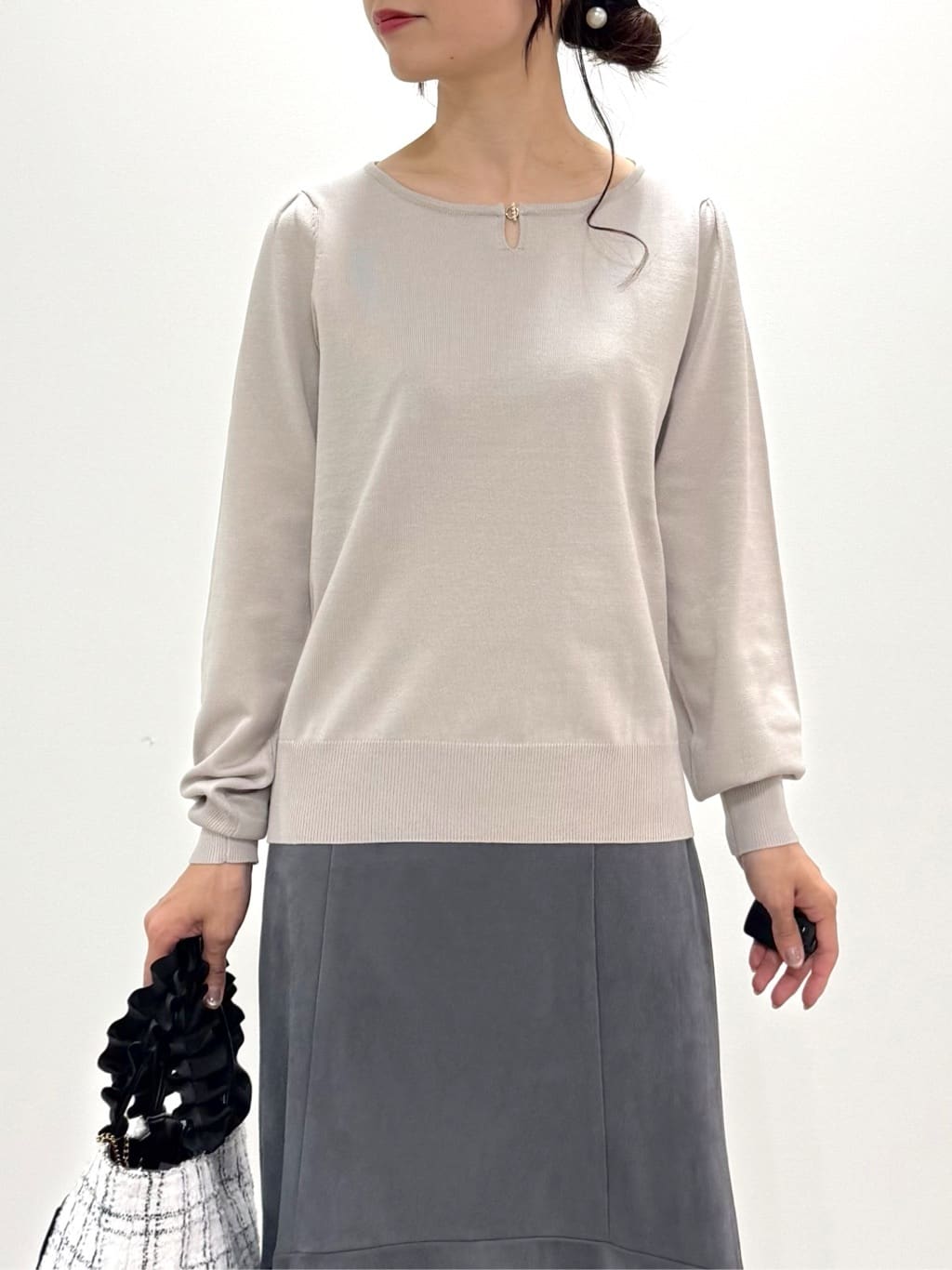 kozuさんの「index｜フェイクスウェード切り替えマーメイドスカート【洗濯機OK／イージーアイロン／防シワ】」を使ったコーディネート