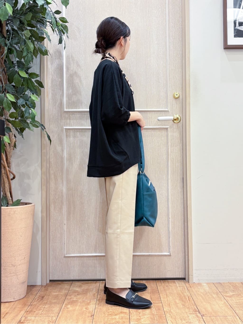 なみさんの「SHOO･LA･RUE｜【S-LL/7分袖】ゆるシルエットが心地よい ドルマントップス」を使ったコーディネート