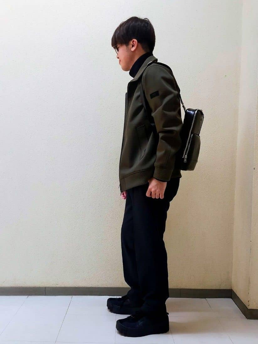 nerさんの「TAKEO KIKUCHI｜【JUST ONE LAYER】ダウンファブリック ジップアップ リブ ブルゾン」を使ったコーディネート