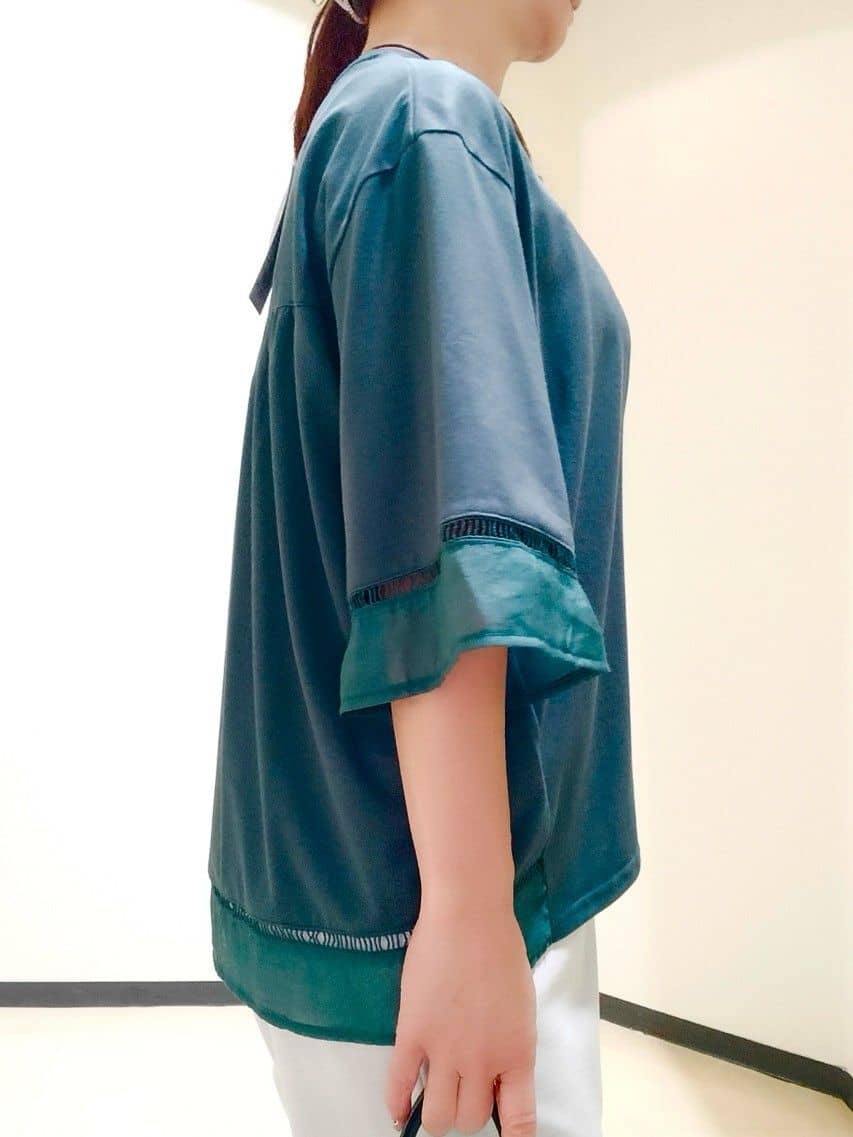 花さんの「Reflect｜【E‐QUALITY／体型カバー】シアー&times;レースデザインプルオーバー」を使ったコーディネート