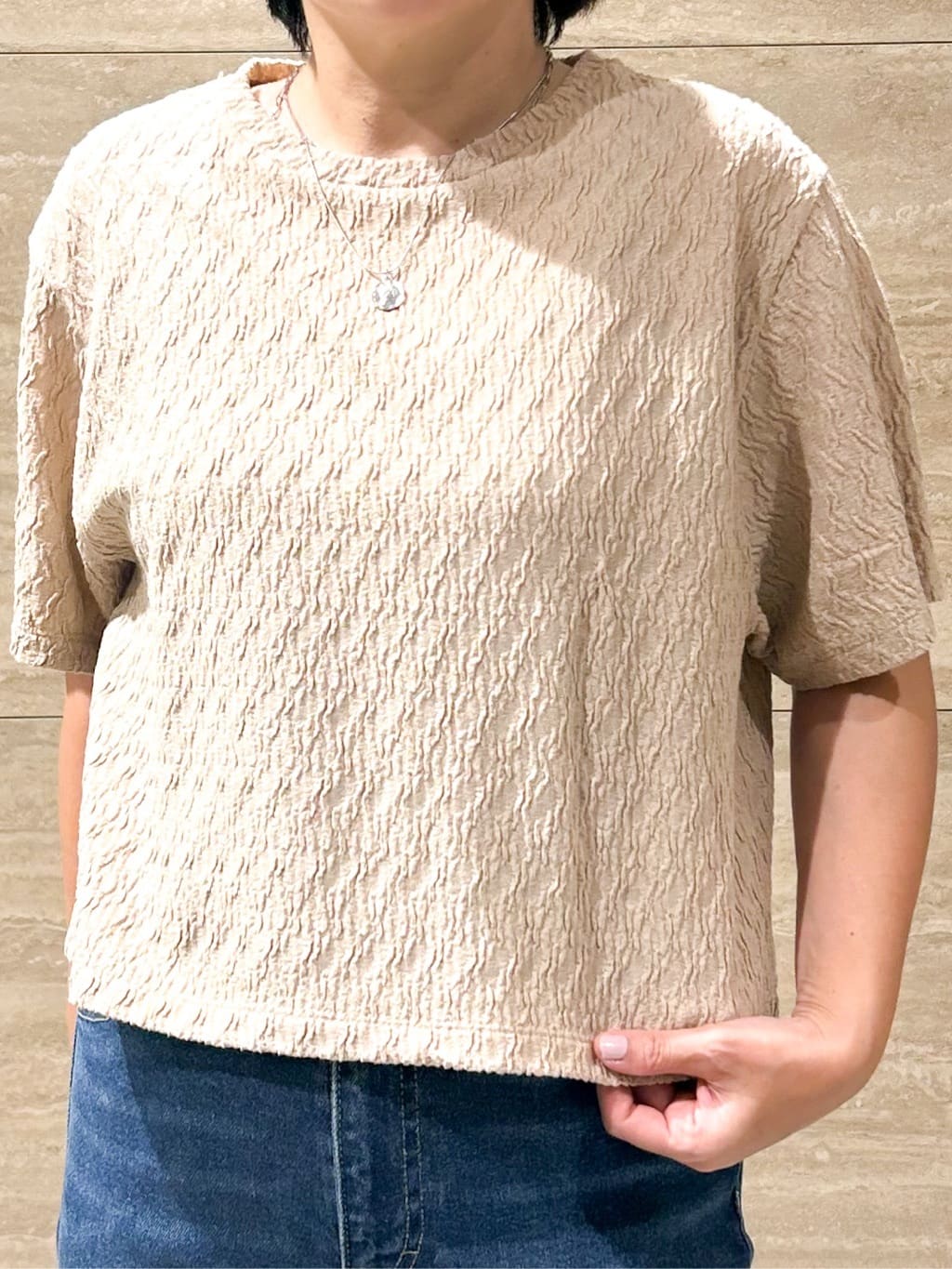 NAMIさんの「OPAQUE.CLIP｜ふくれジャカードトップス【洗濯機洗い可】」を使ったコーディネート