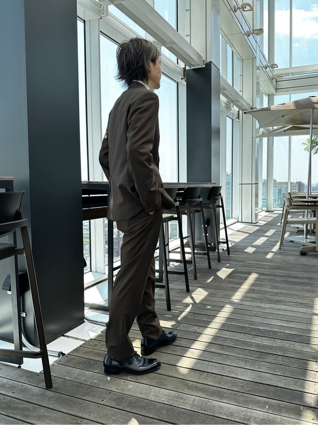 Shintaroさんの「TAKEO KIKUCHI｜【Begin掲載】コーデュラ（R）夏素材ウールトロ　ストレッチスーツ」を使ったコーディネート