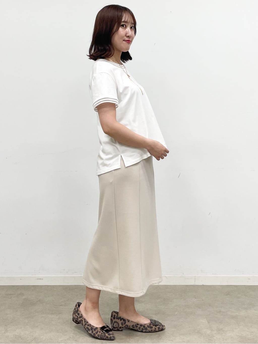 yukariさんの「Reflect｜【寒暖差対策に◎／手洗い可／旅行や通勤に】フード付きシアーカーディガン」を使ったコーディネート