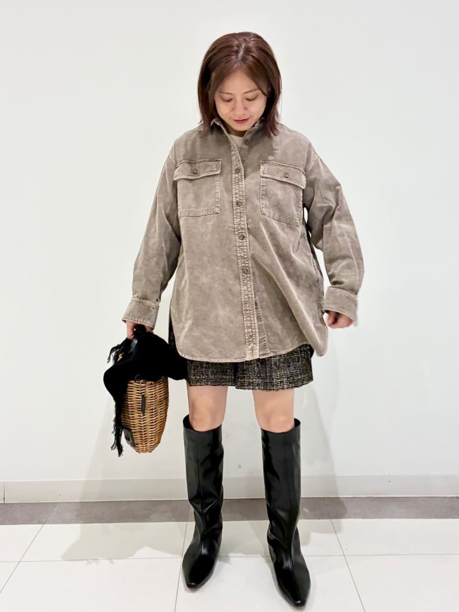 Reecoさんの「DRESSTERIOR｜◆Dhyana．（ディアナドット）&times;金子綾 ロングブーツ」を使ったコーディネート