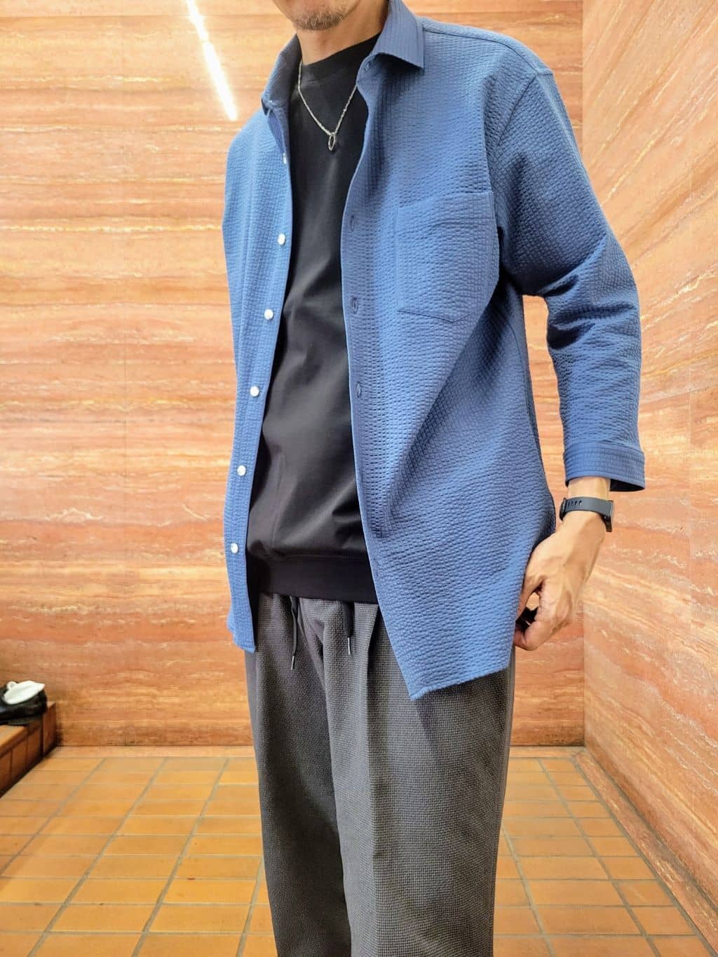 piroyaさんの「TAKEO KIKUCHI｜【抗菌防臭／5サイズ展開】ハイゲージポンチ Tシャツ」を使ったコーディネート
