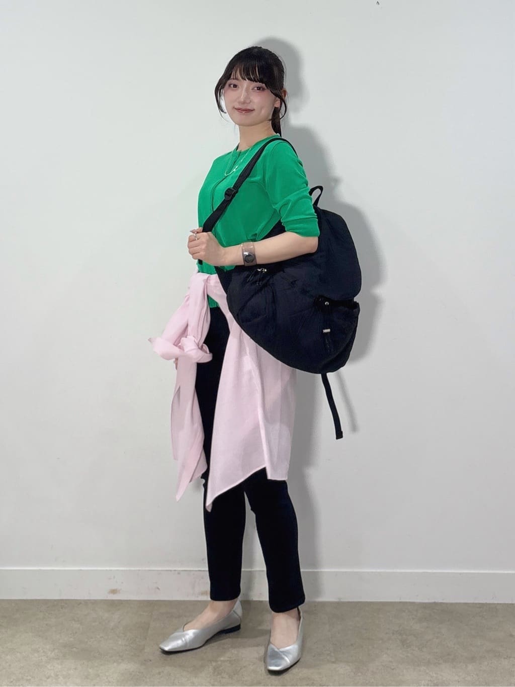 ibukiさんの「INDIVI｜【通年活躍！／アンサンブル可能】クルーネックカーディガン」を使ったコーディネート