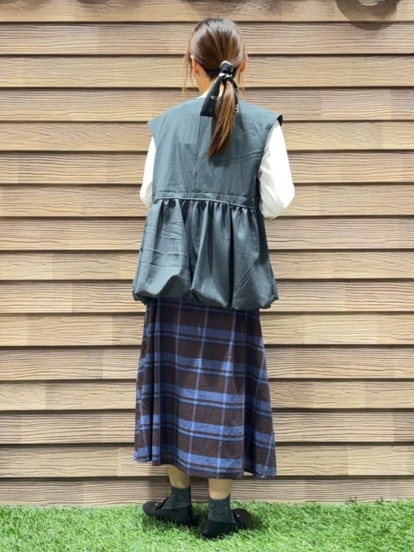 himiさんの「SHOO･LA･RUE｜【S-LL】美しく見せる ボートネックロンT」を使ったコーディネート
