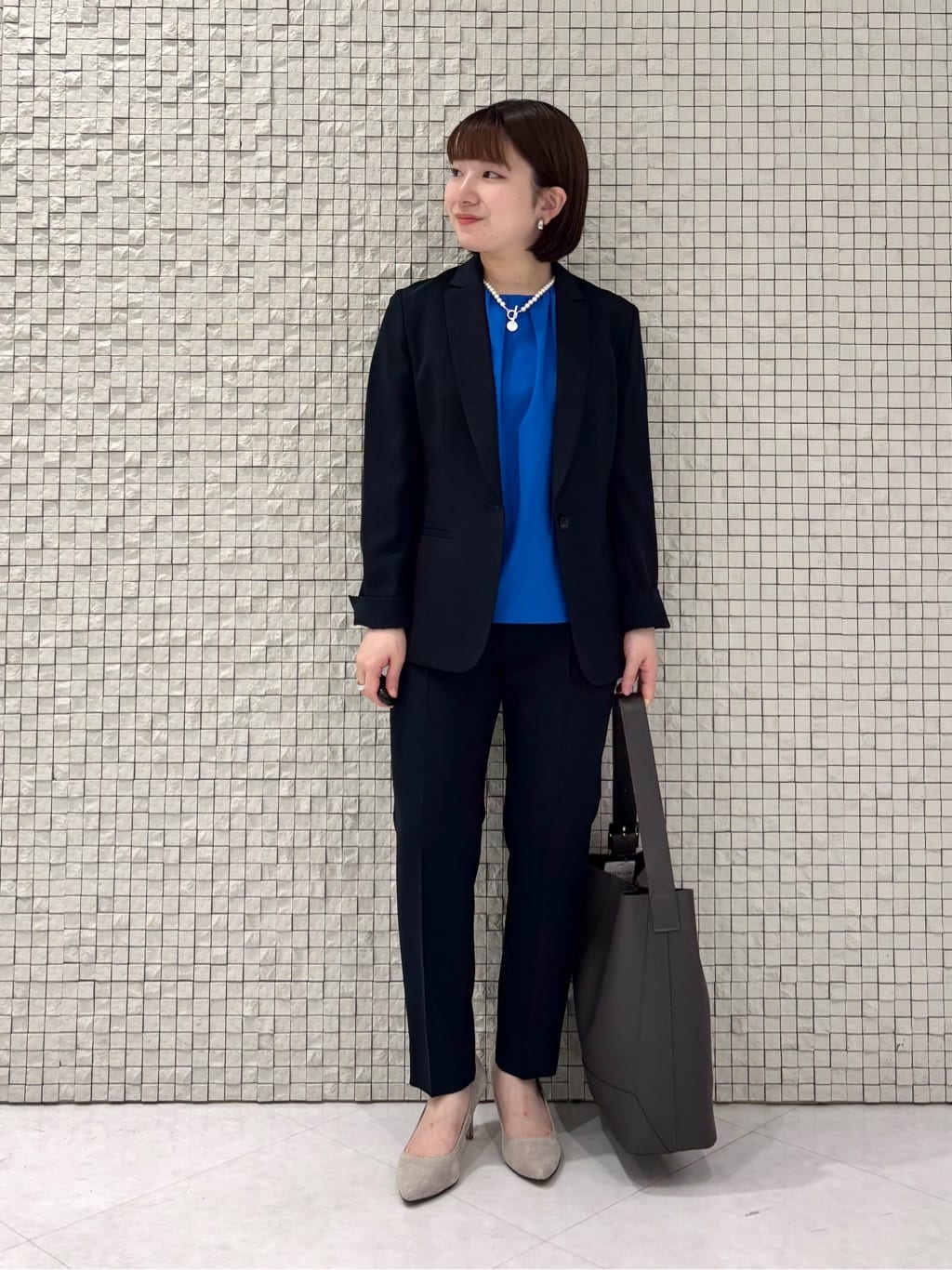 sakuさんの「INDIVI｜【定番スーツ／UVケア／洗える】ウール調テーラードジャケット」を使ったコーディネート