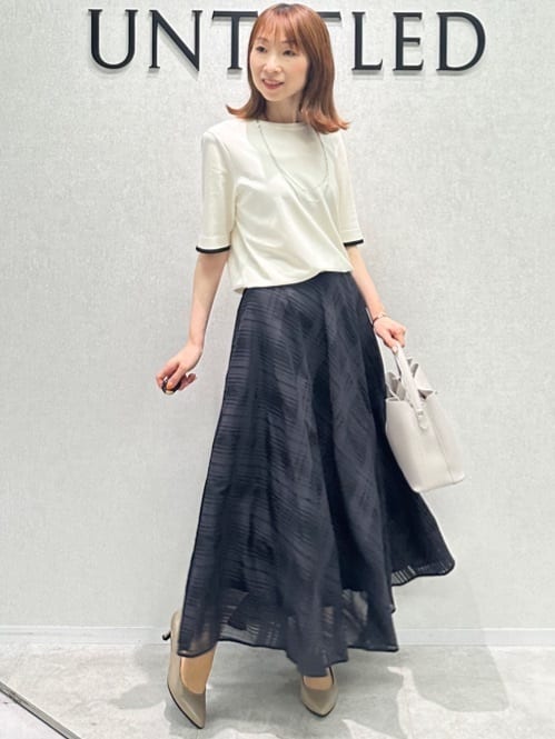 Miwaさんの「UNTITLED｜【アンサンブル可/薄手】ベーシッククルーネックカーディガン」を使ったコーディネート